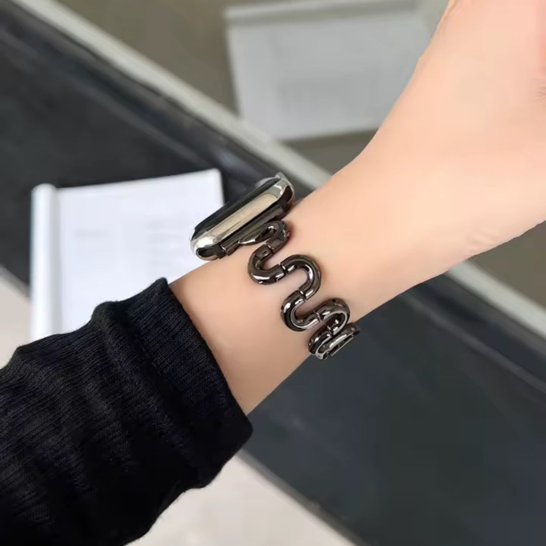 Apple Watch inspired snake strap - black