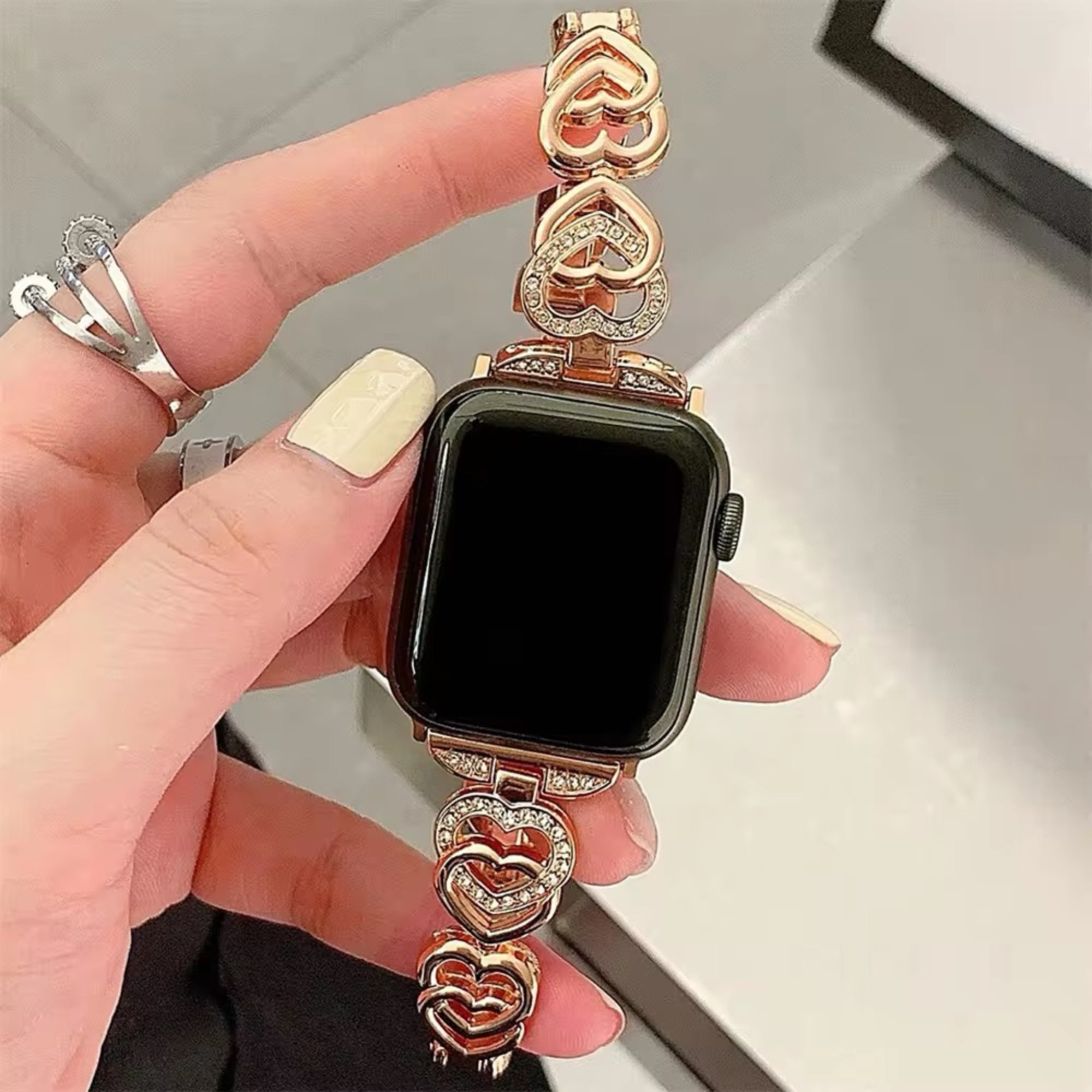 Apple Watch heart band - rose