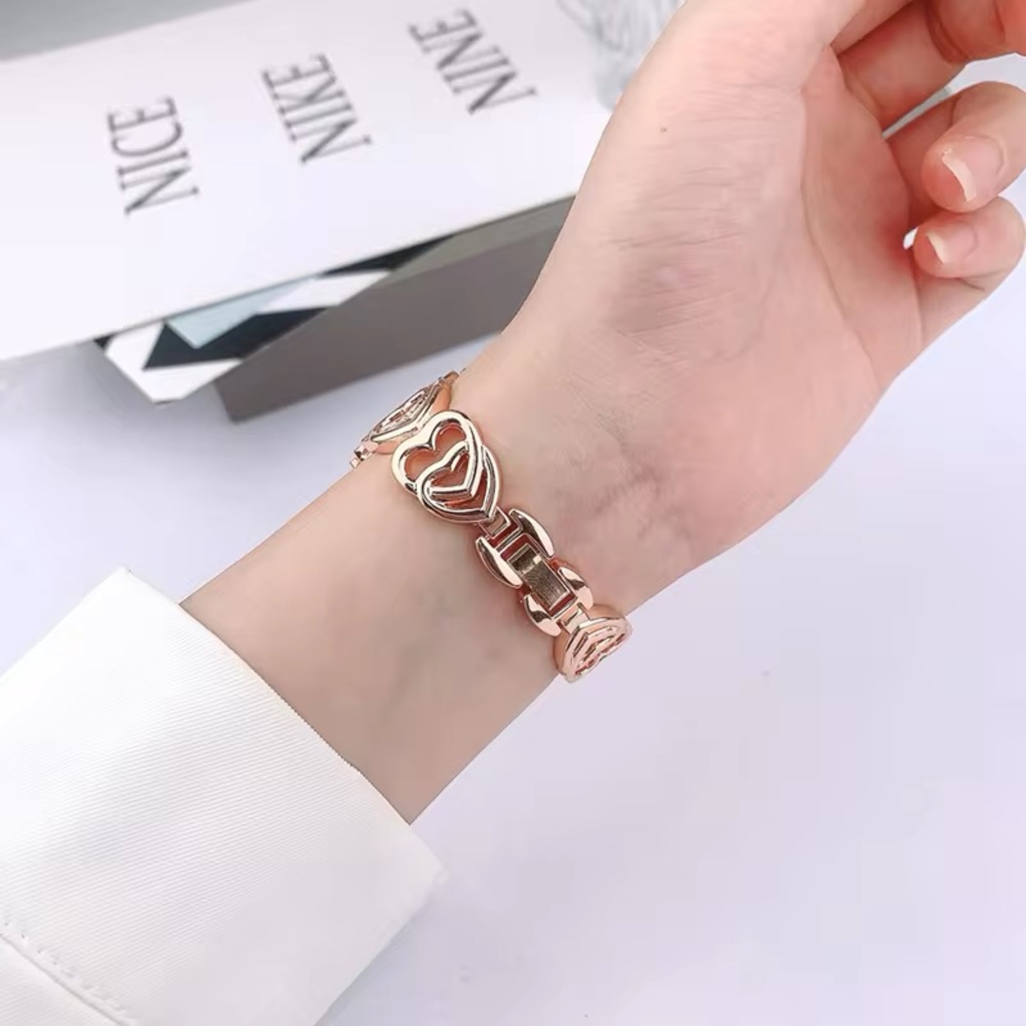 Apple Watch heart band - rose