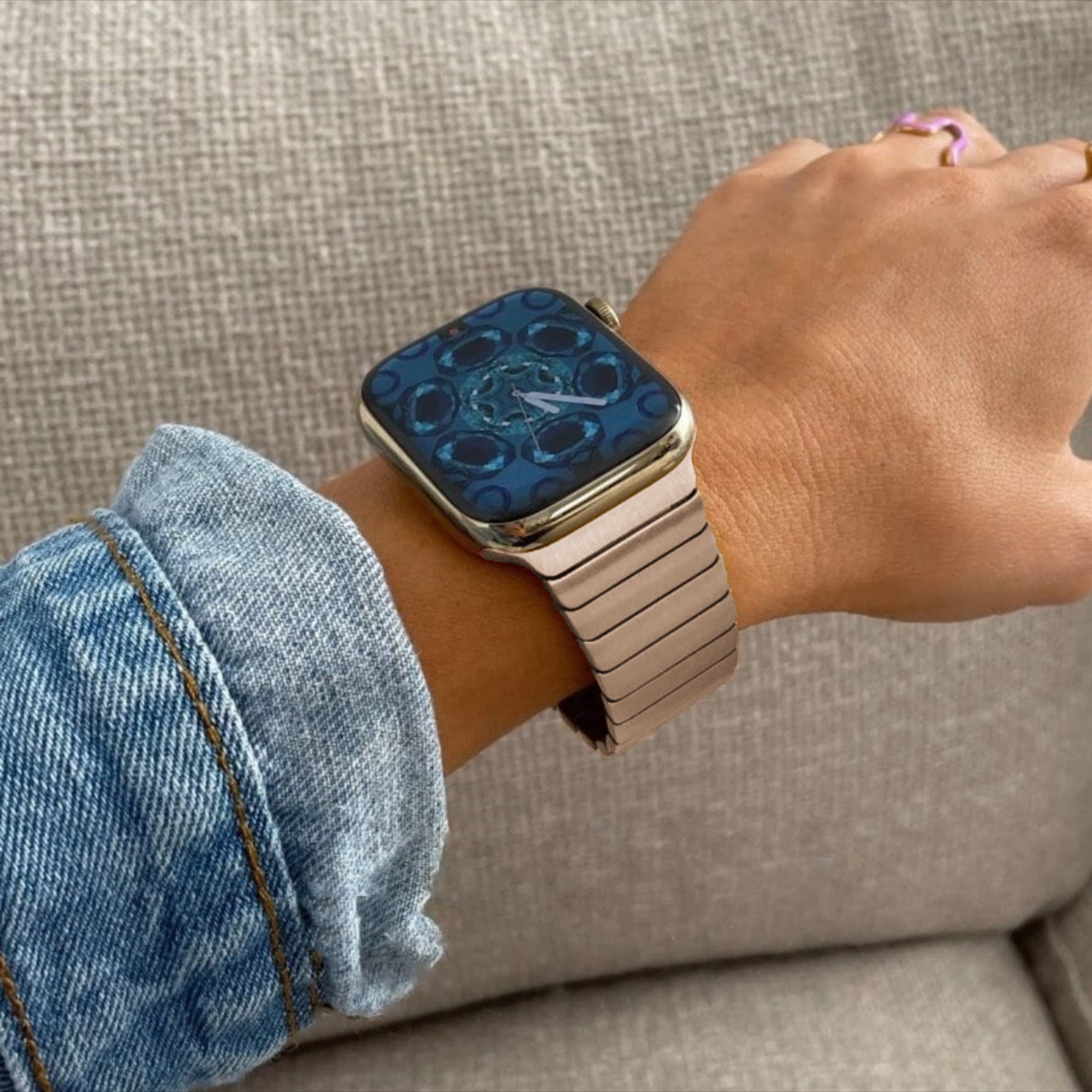 Apple Watch steel link band - rose