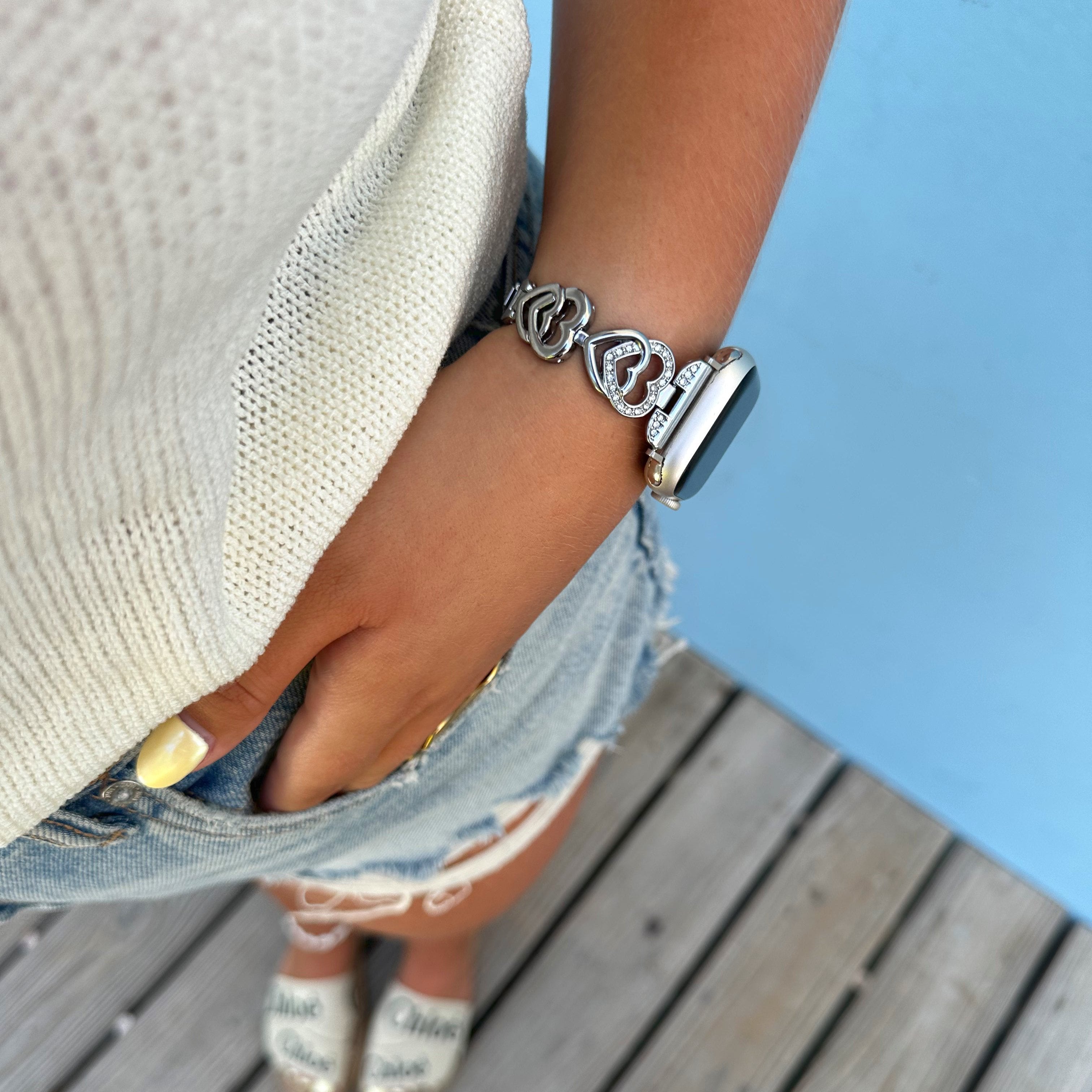 Apple Watch heart band - silver