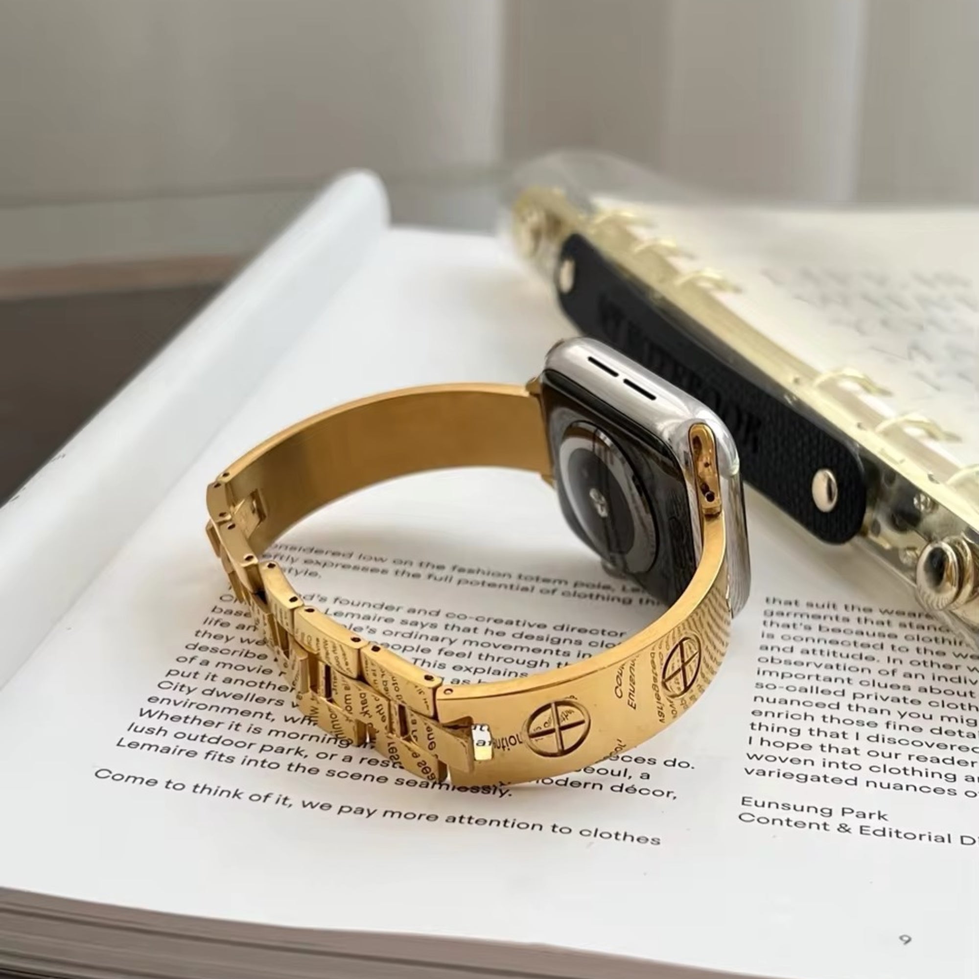Apple Watch inspired plus strap - gold