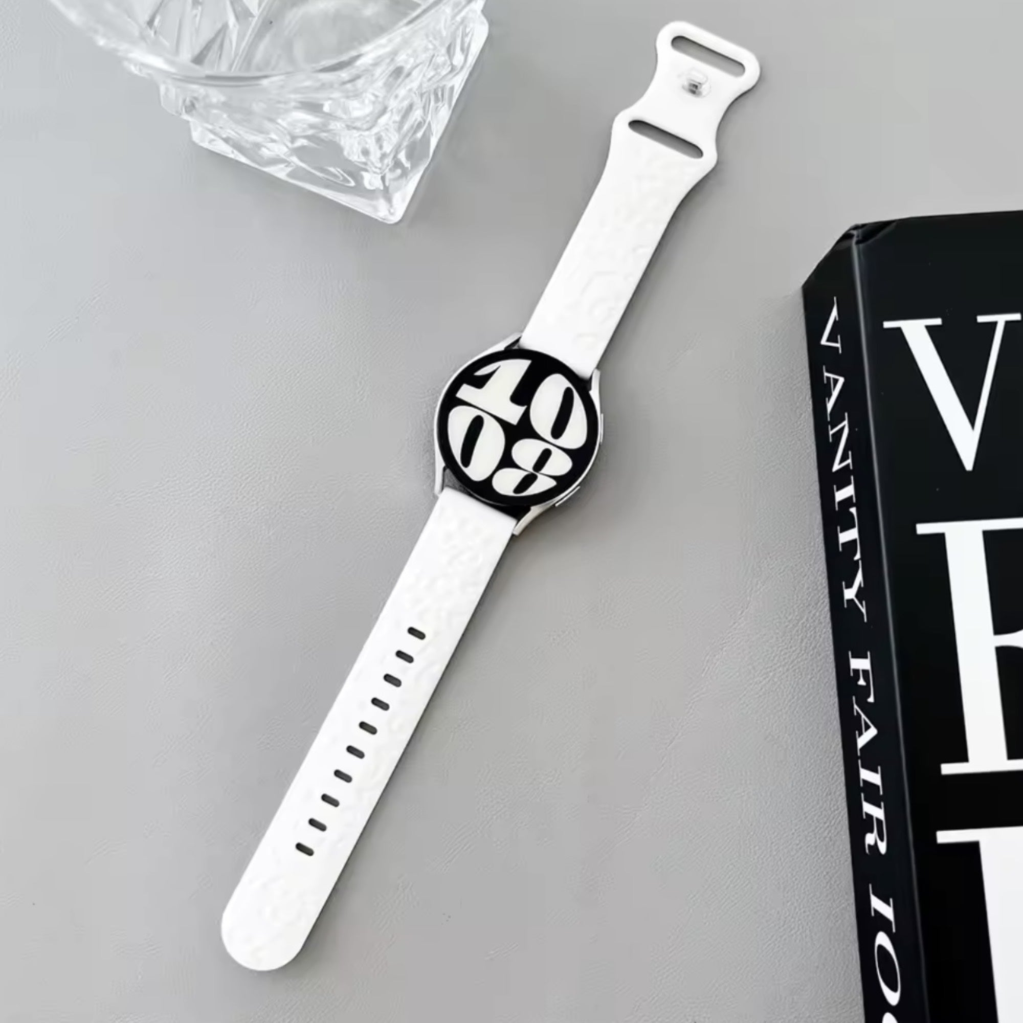 Samsung Galaxy Watch silicone panther strap - white