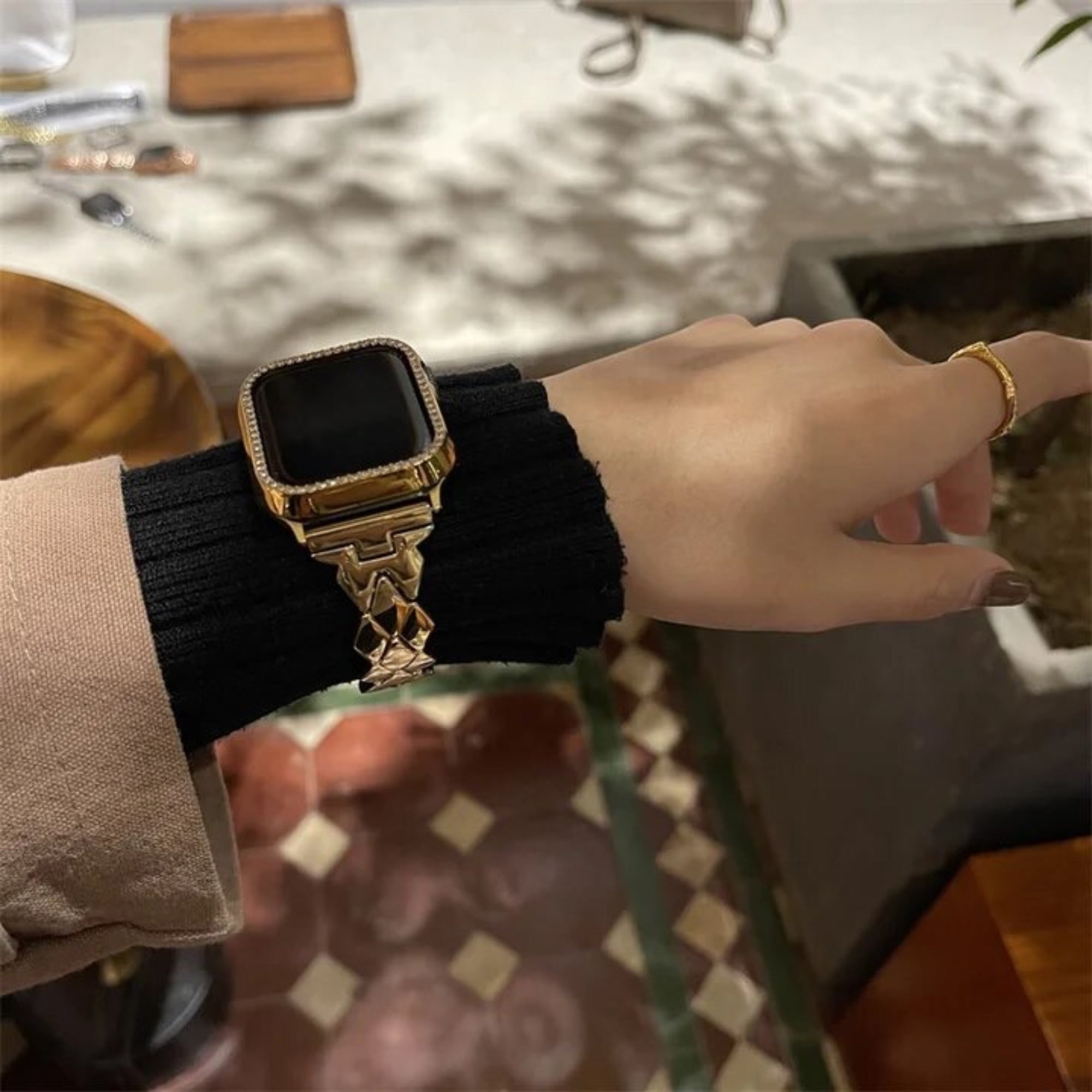 Apple Watch D strap - gold