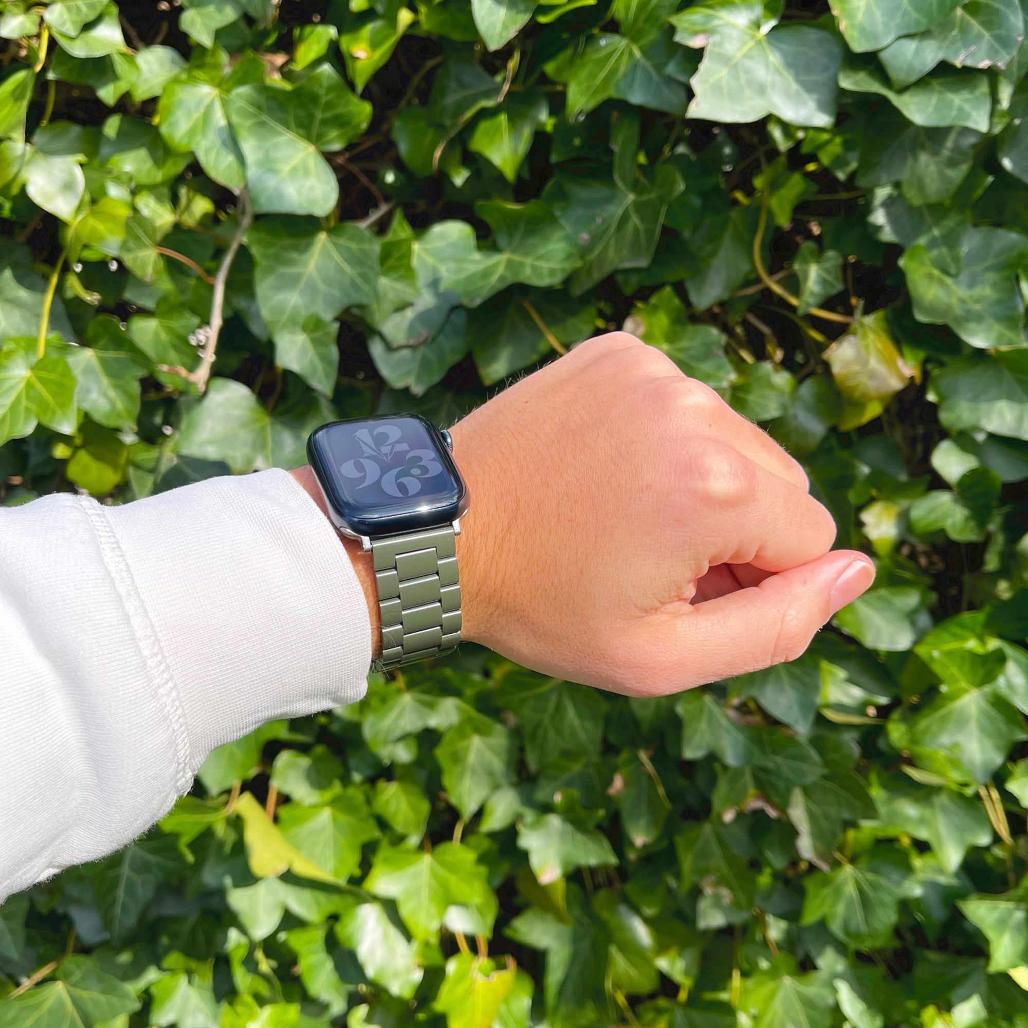 Apple Watch steel link strap - army green