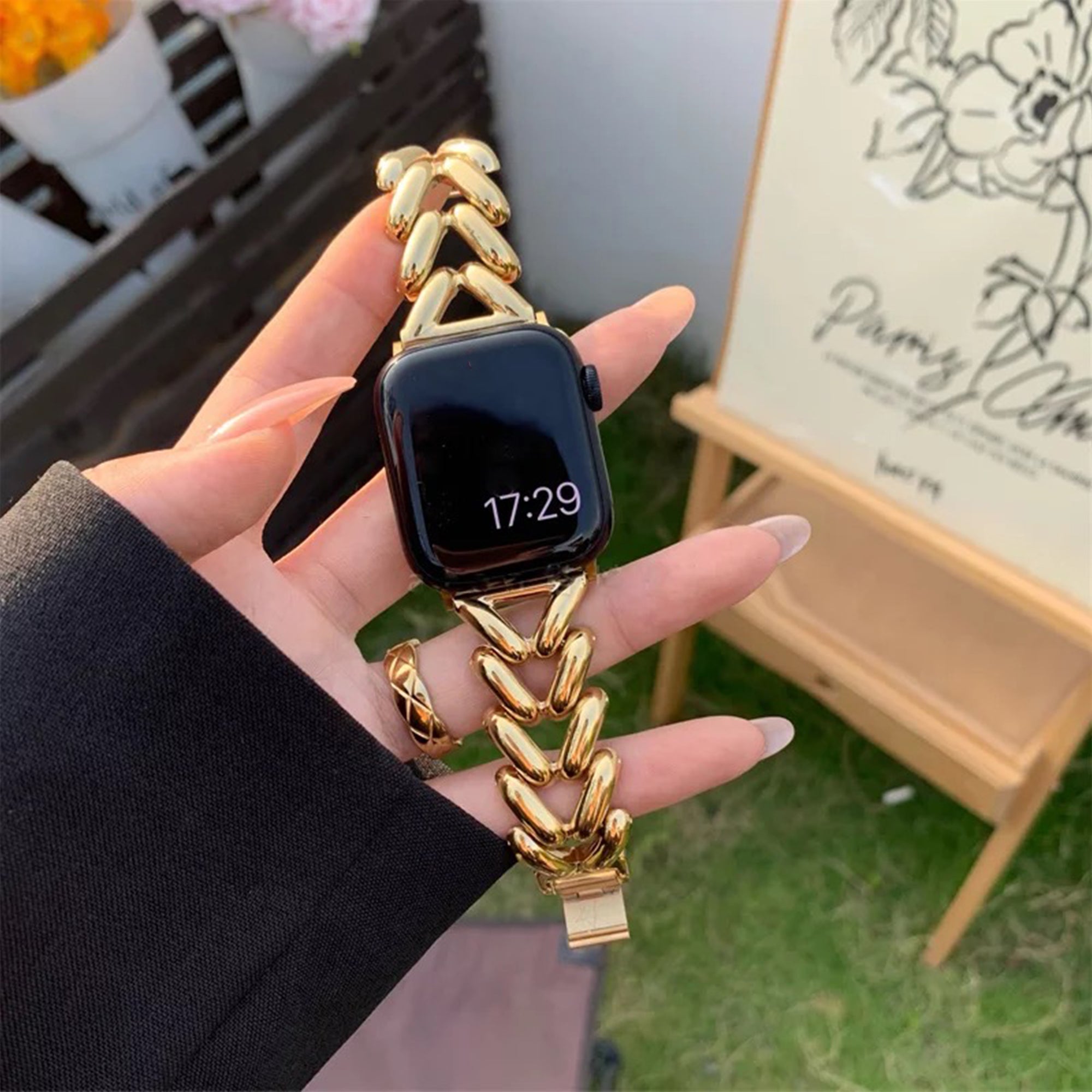 Apple Watch V strap - gold